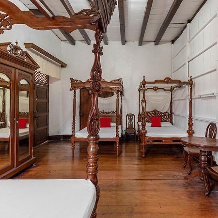 Villa Angela Heritage House วีกัน ภายนอก รูปภาพ